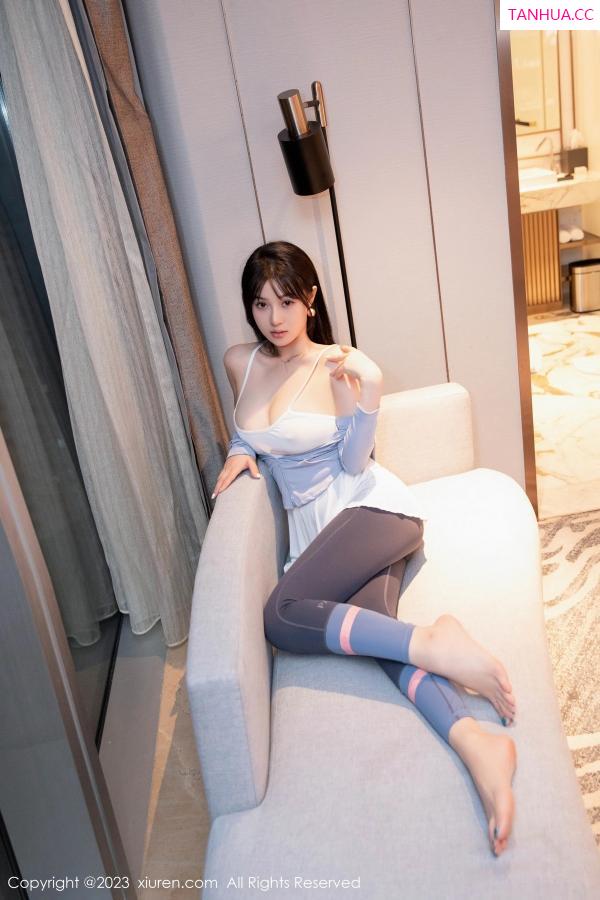   [XiuRen]高清写真图 2023.06.25 No.6968 柚琪Rich 丰腴美臀第15张图片